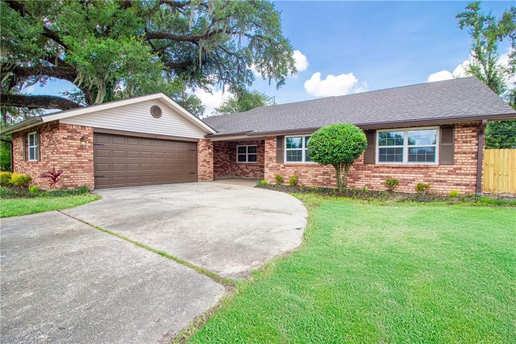 104 BOCAGE Drive  Luling, LA 