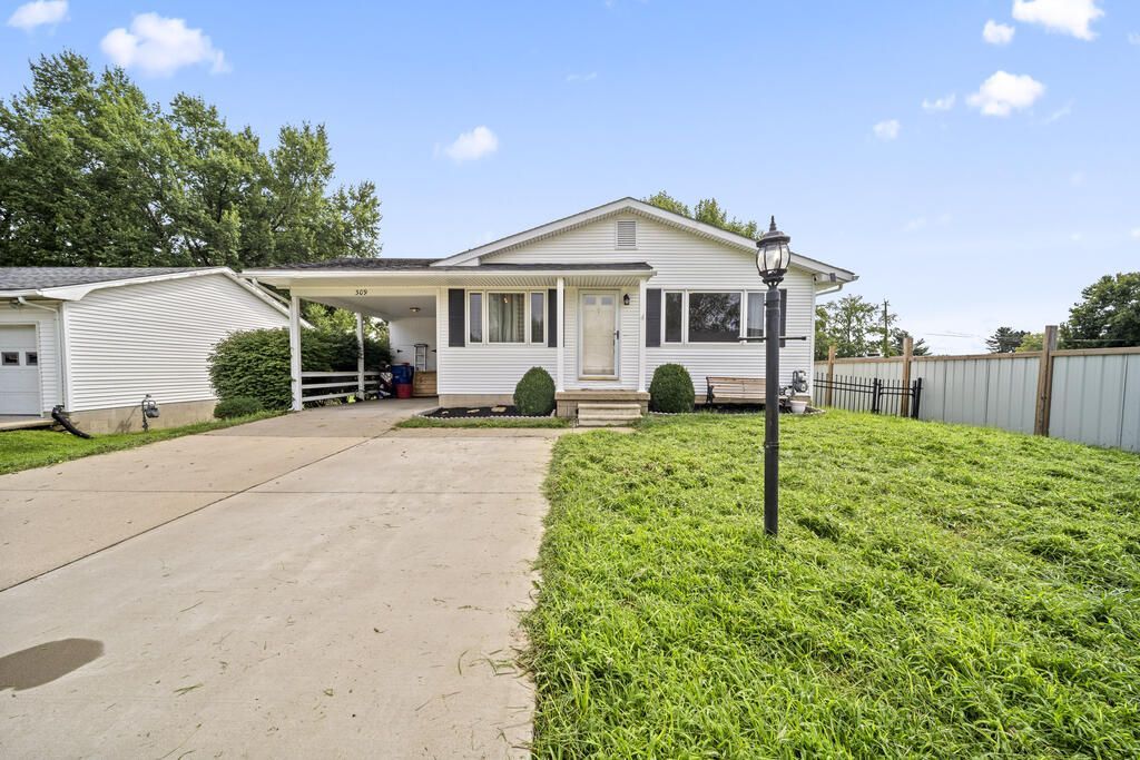 309 Oak Lane, Chillicothe, OH 45601 Main Photo