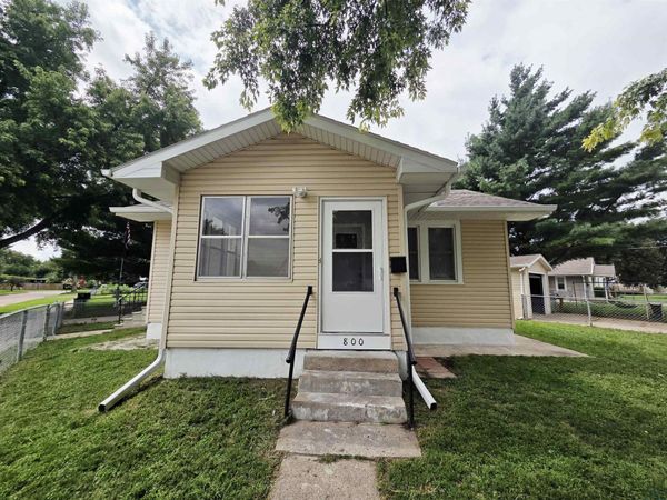 800 Paul Ave., Sioux City, IA 51109