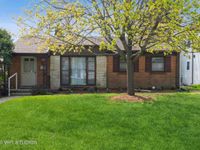 226 Latrobe Avenue , Northfield, IL 60093 primary photo