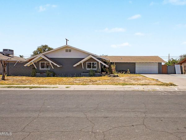 6017 W MEDLOCK Drive, Glendale, AZ 85301