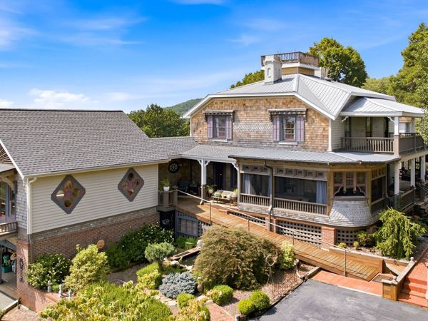 684 Grandview Avenue, Mount Airy, GA 30563