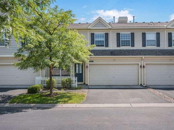 4478 Rosemary Way, Unit 4, Hugo, MN 55038