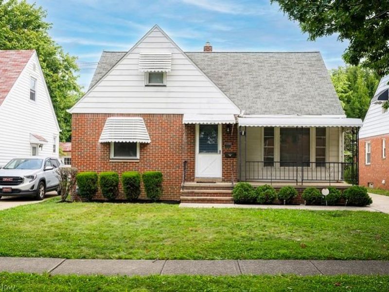 21101 Crystal Avenue, Euclid, OH 44123 Photo 2