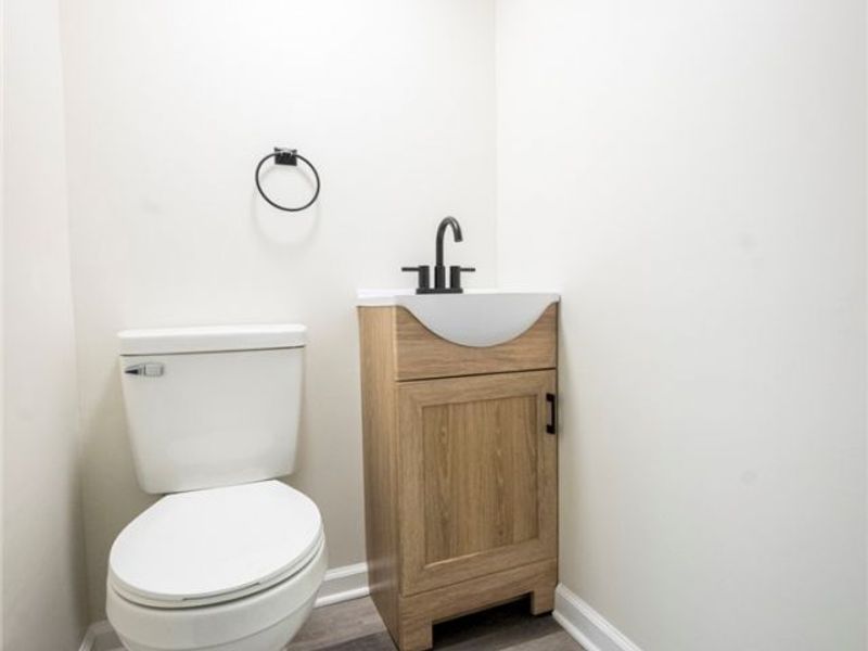 21101 Crystal Avenue, Euclid, OH 44123 Photo 31