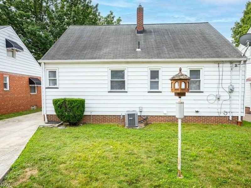 21101 Crystal Avenue, Euclid, OH 44123 Photo 5