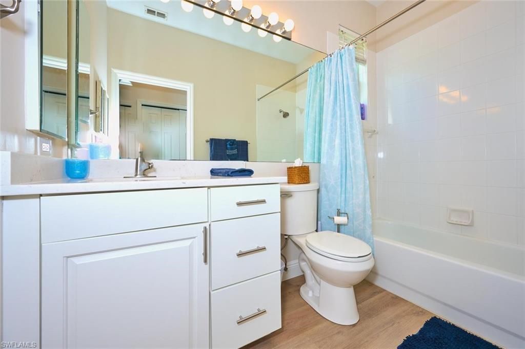8837 E Bay Cir , Fort Myers, FL 33908 Photo