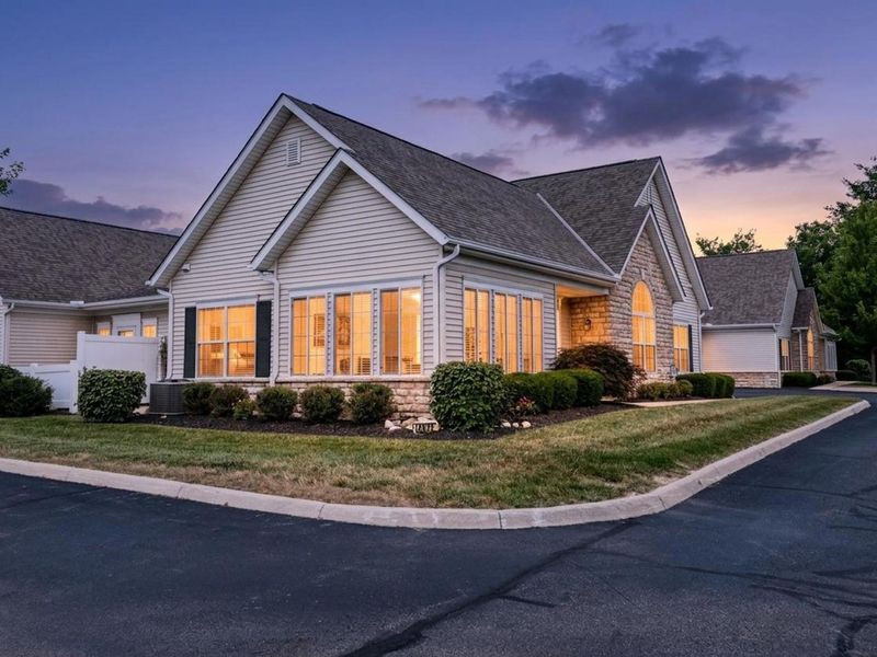 4872 Ashleigh Drive , Dublin, OH 43016 Photo 3