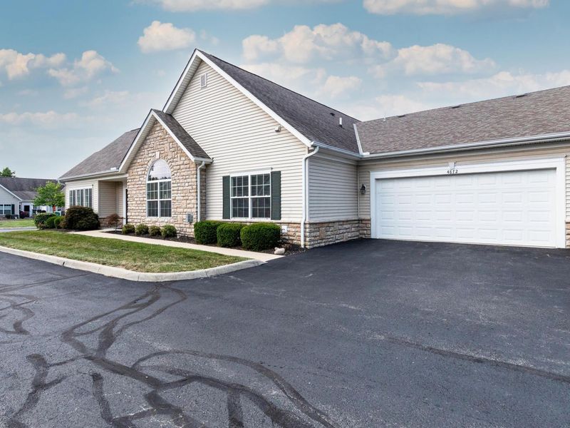 4872 Ashleigh Drive , Dublin, OH 43016 Photo 5