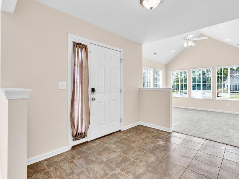 4872 Ashleigh Drive , Dublin, OH 43016 Photo 6