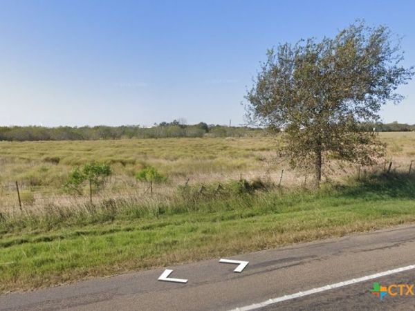 13262 Fm 1346 , St Hedwig, TX 78152