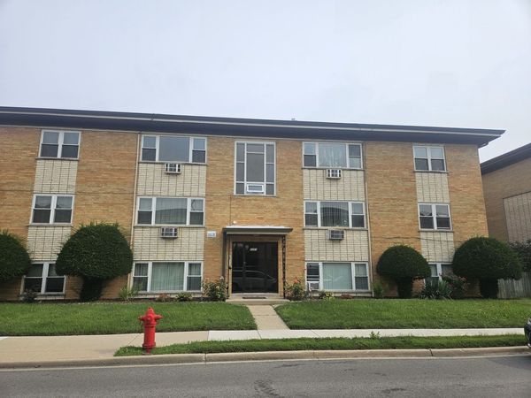 8260 W Oconnor Drive , Unit 2NW, River Grove, IL 60171