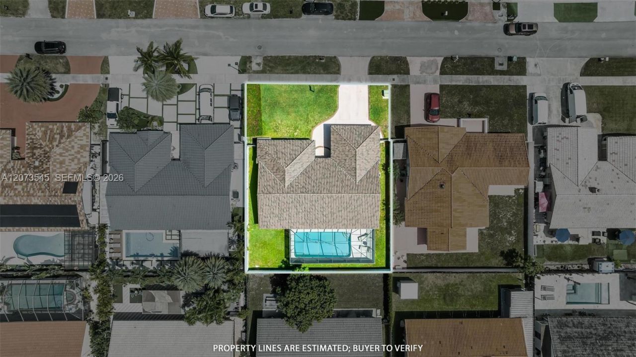 6302 NW 201st Ter , Hialeah, FL 33015 Photo