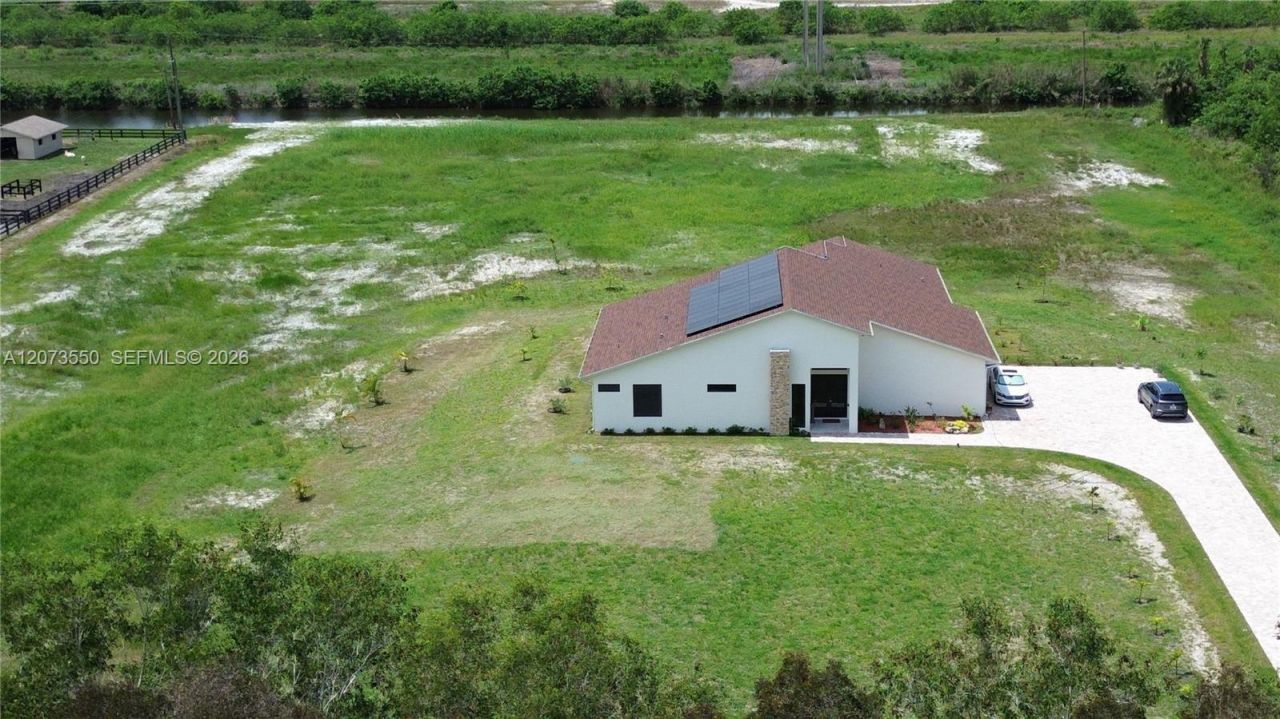 19860 Skyhawk Ln, Loxahatchee, FL 33470 Photo