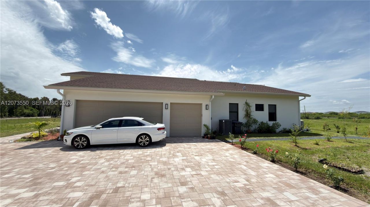 19860 Skyhawk Ln, Loxahatchee, FL 33470 Photo
