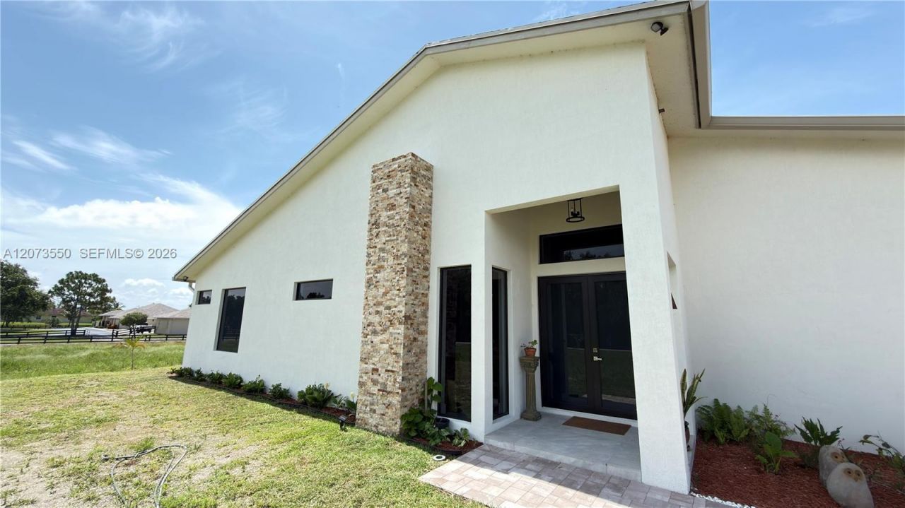 19860 Skyhawk Ln, Loxahatchee, FL 33470 Photo