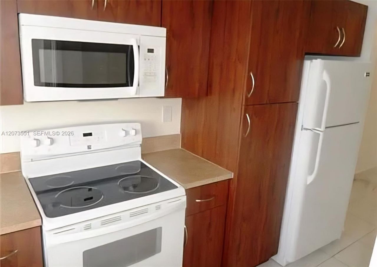 1425 Arthur St , Unit 414B, Hollywood, FL 33020 Photo