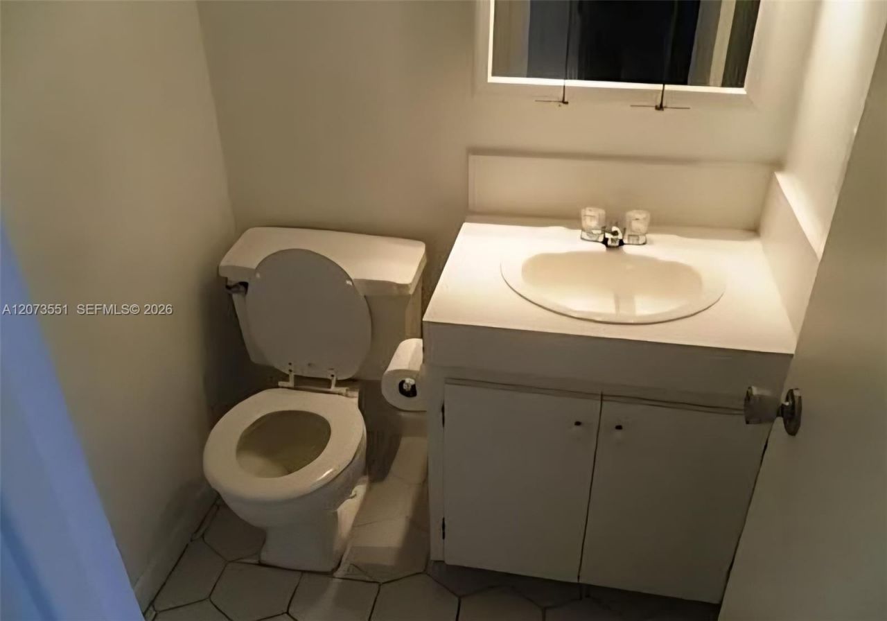 1425 Arthur St , Unit 414B, Hollywood, FL 33020 Photo