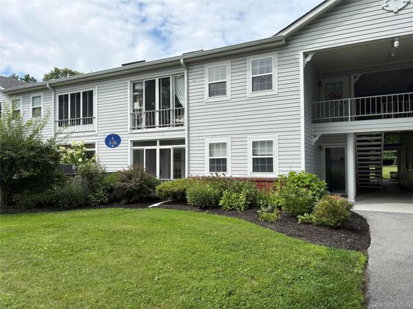 11 Tivoli gardens, Tivoli, NY 12583