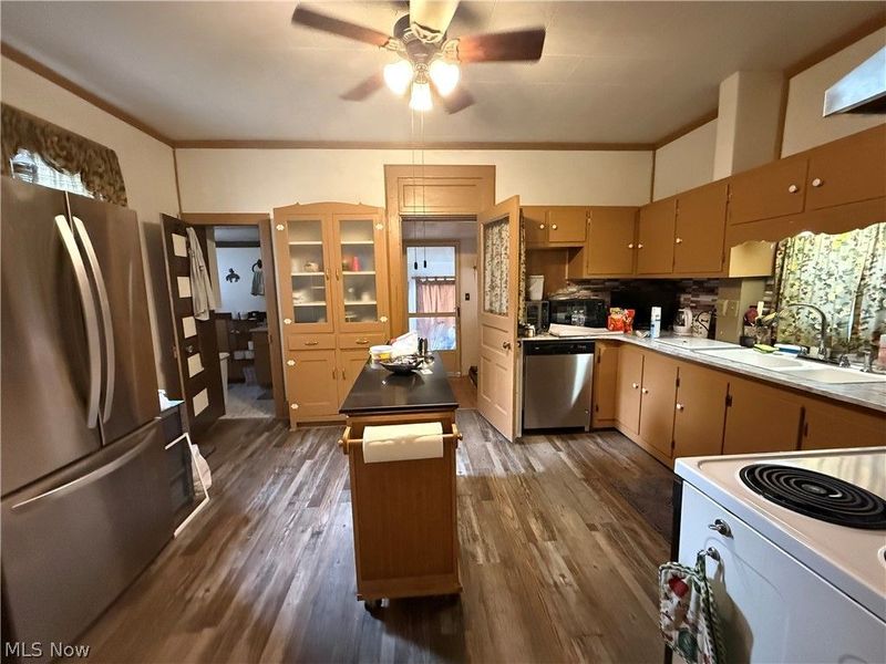 839 Locust Street, Coshocton, OH 43812 Photo 6