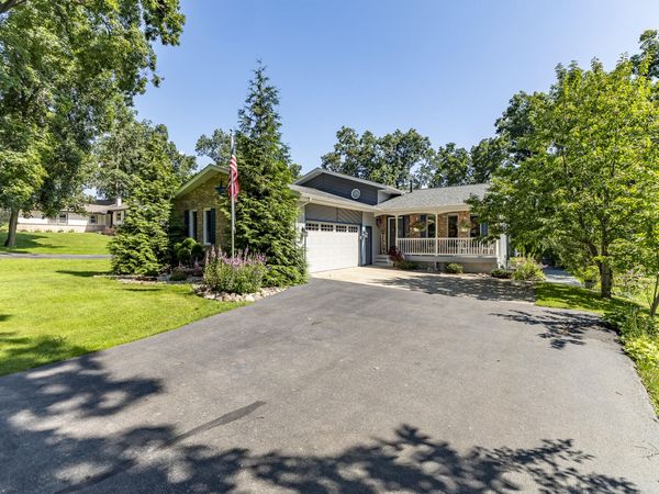 2365 N Four Seasons Court , Crown Point, IN 46307