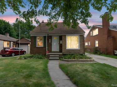 1849 Mayburn Street, Dearborn, Mi 48128