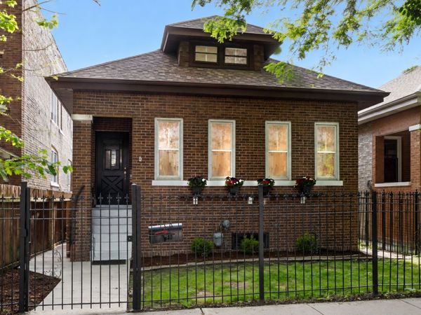 2936 N Keating Avenue , Chicago, IL 60641