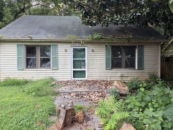 711 Lee St , Murfreesboro, TN 37130