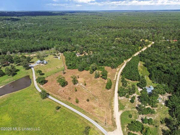 K P Bolling Road, Perkinston, MS 39573