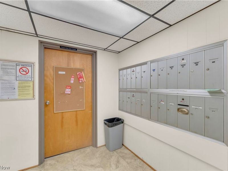 115 S Rocky River Drive, Unit 602, Berea, OH 44017 Photo 4