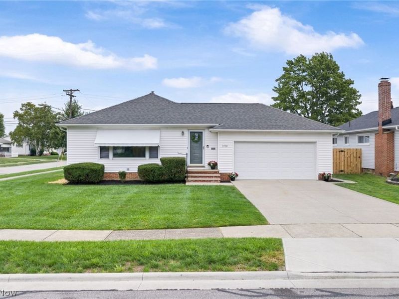 1709 Alcester Road , Mayfield Heights, OH 44124 Photo 1