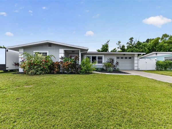 2815 SOUTHERN PARKWAY W, BRADENTON, FL 34205