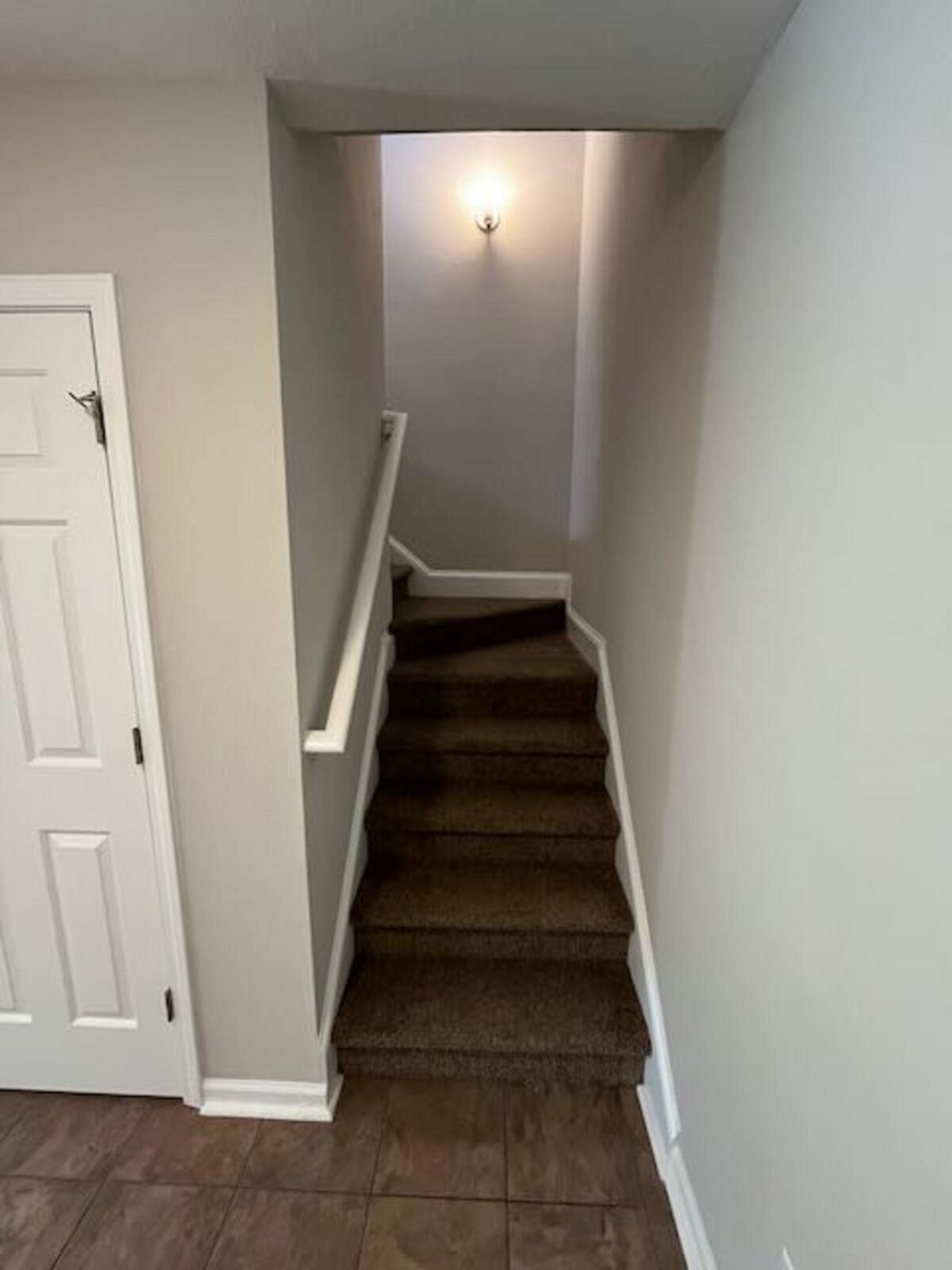 877 Silvercrest Dr.  Photo 10