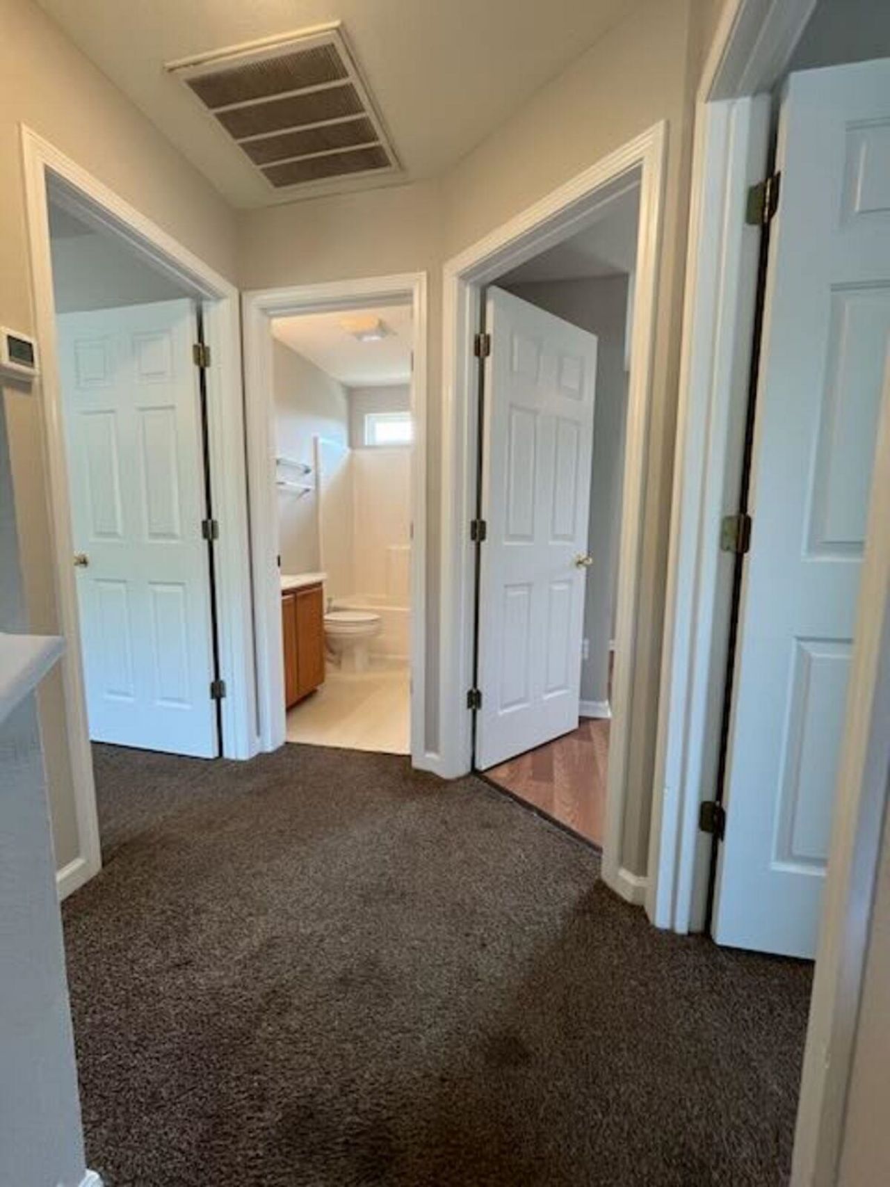 877 Silvercrest Dr.  Photo 12
