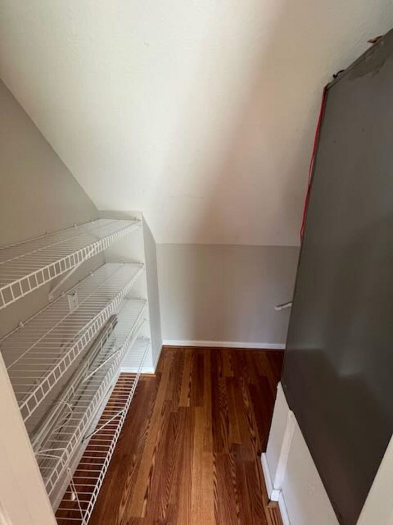 877 Silvercrest Dr.  Photo 19