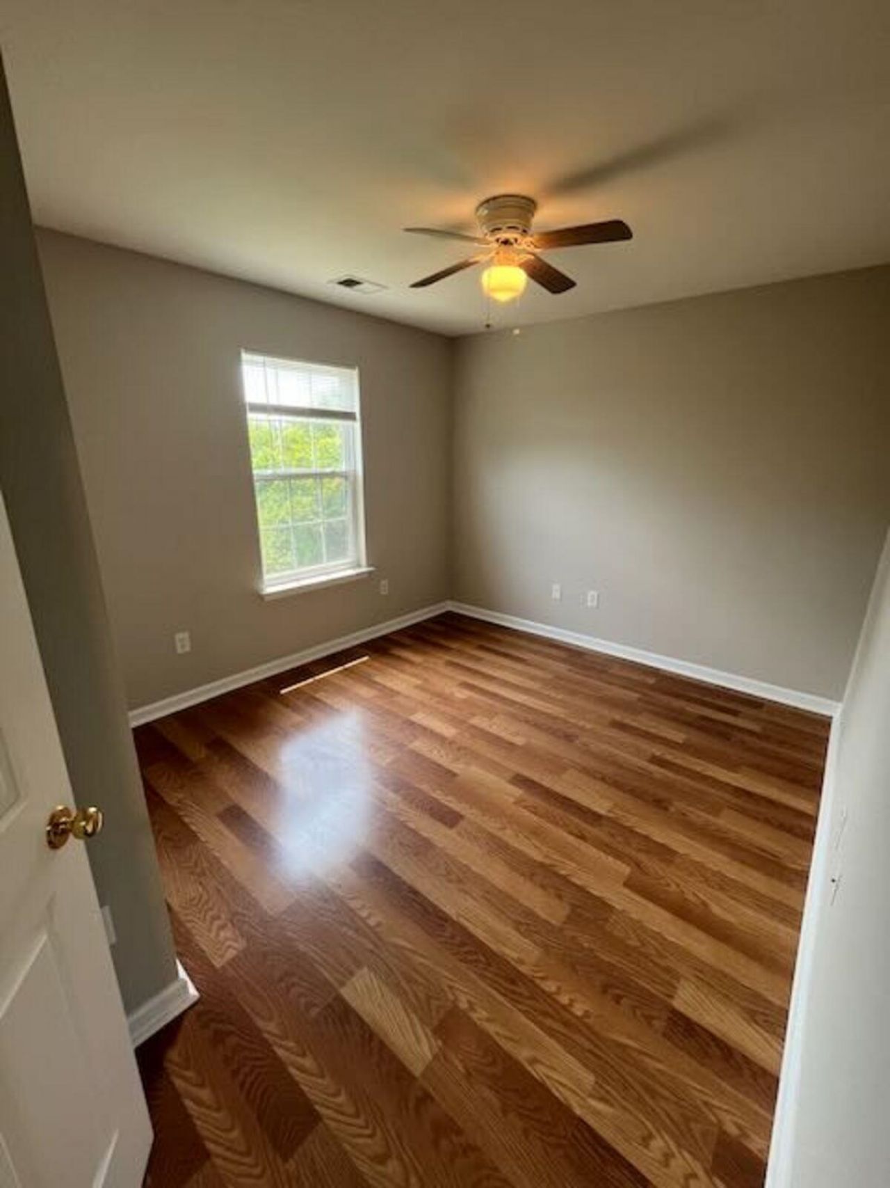 877 Silvercrest Dr.  Photo 21