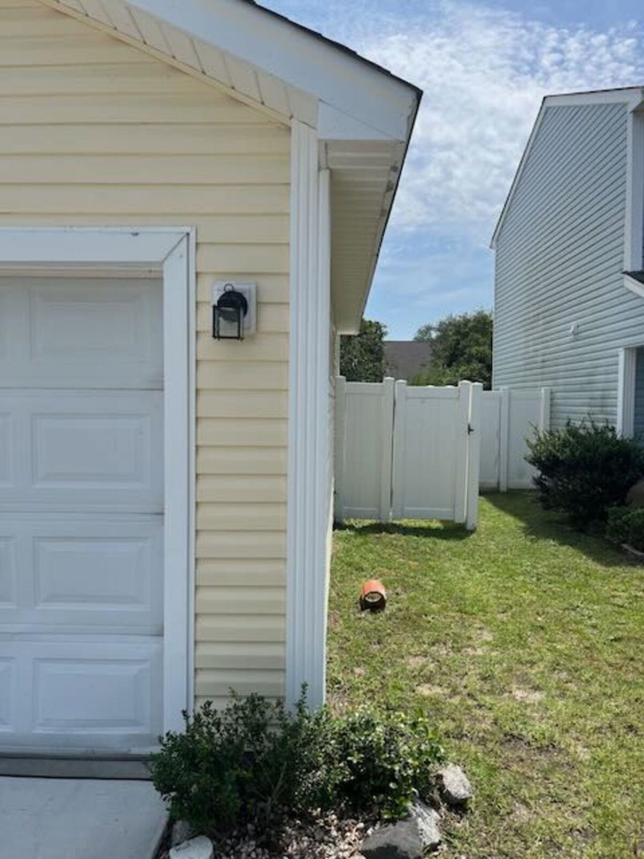 877 Silvercrest Dr.  Photo 5