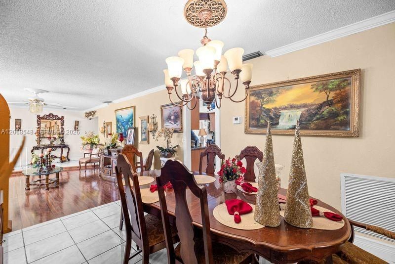 2160 NW 91st Ter , Pembroke Pines, FL 33024 Photo