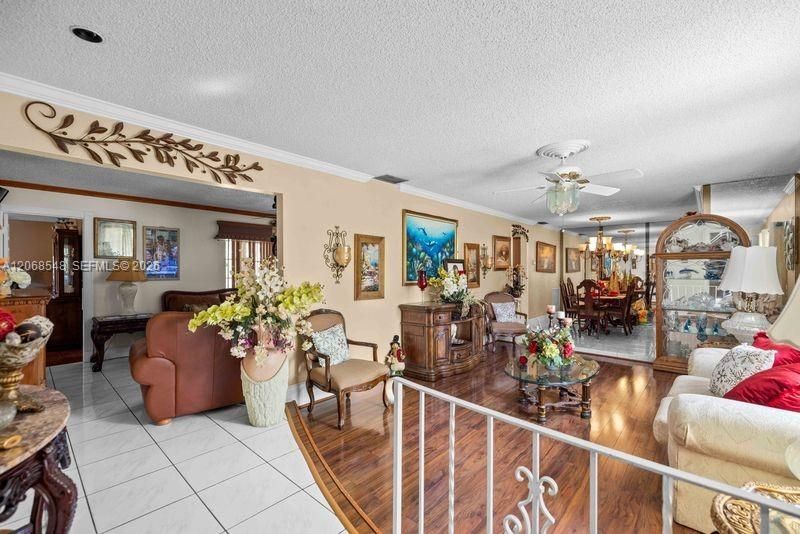 2160 NW 91st Ter , Pembroke Pines, FL 33024 Photo