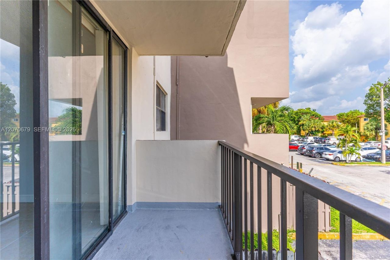 8004 SW 149th Ave , Unit C216, Miami, FL 33193 Photo