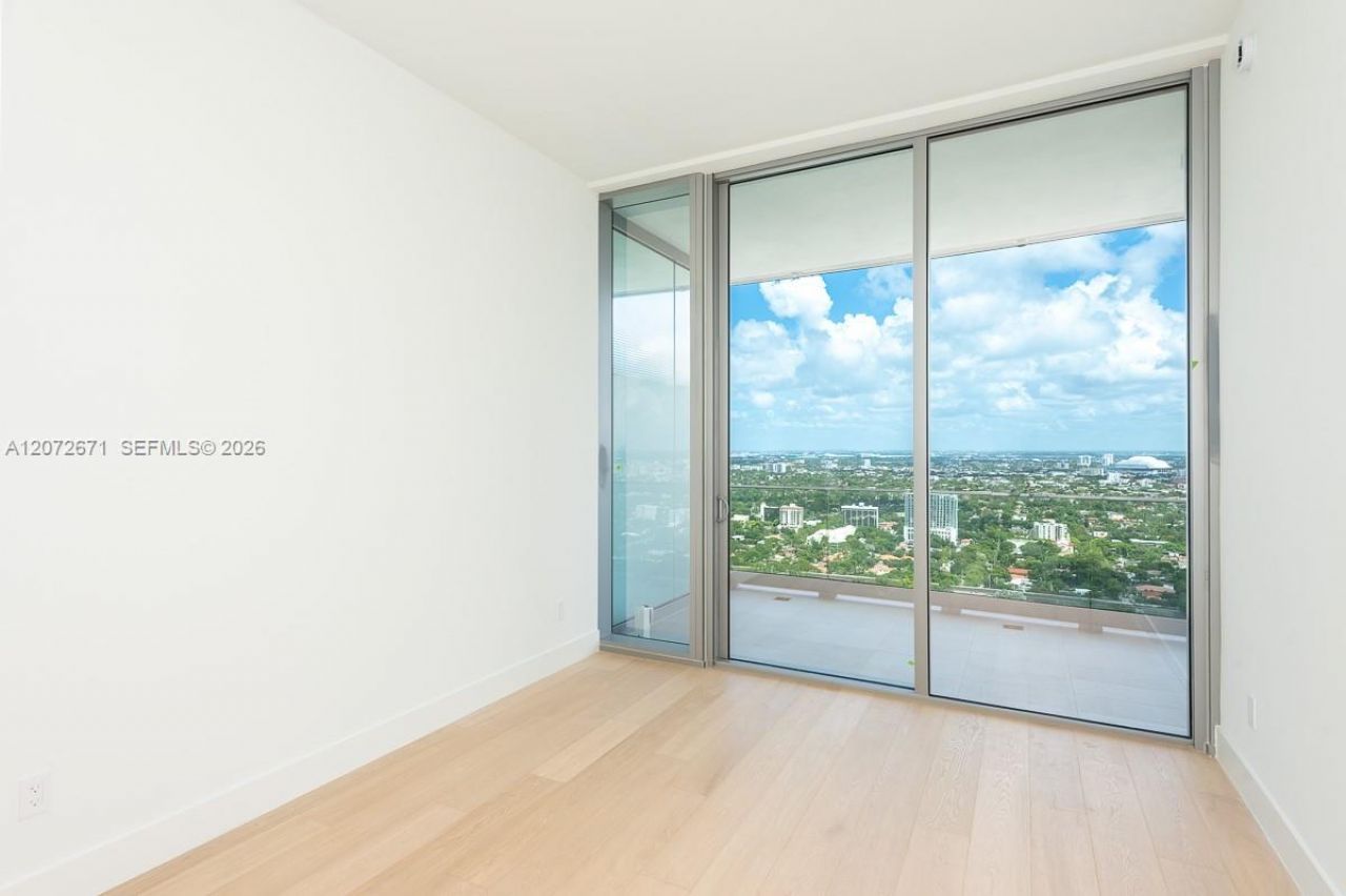 175 SE 25th Rd , Unit 3504, Miami, FL 33129 Photo