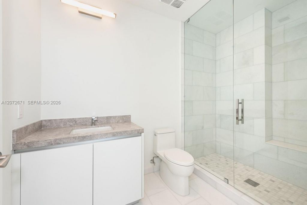 175 SE 25th Rd , Unit 3504, Miami, FL 33129 Photo