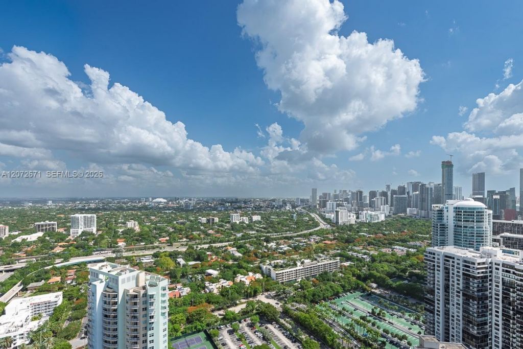 175 SE 25th Rd , Unit 3504, Miami, FL 33129 Photo