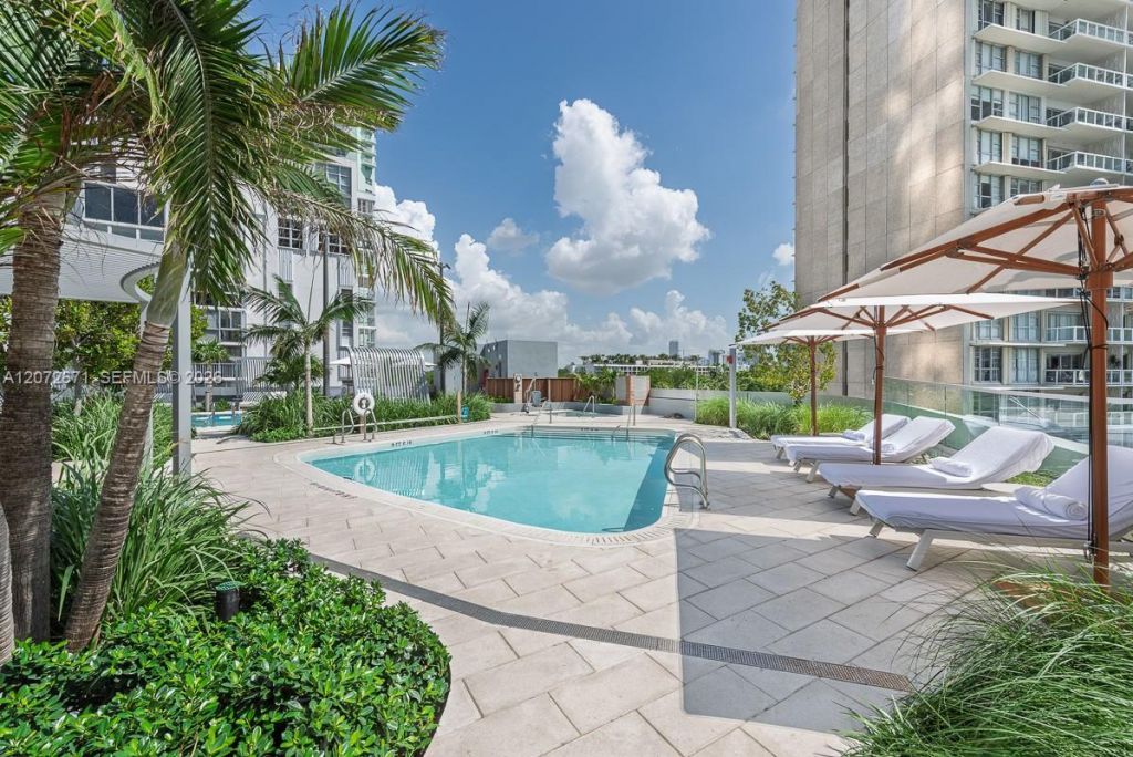 175 SE 25th Rd , Unit 3504, Miami, FL 33129 Photo