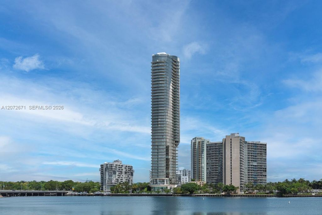 175 SE 25th Rd , Unit 3504, Miami, FL 33129 Photo