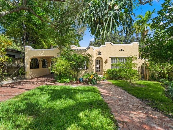 2521 Inagua Ave , Miami, FL 33133