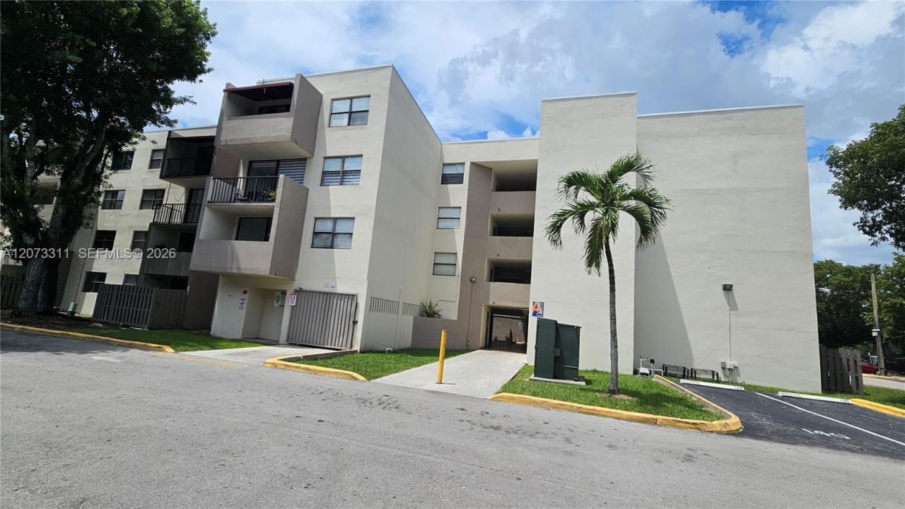 8000 SW 149th Ave , Unit A411, Miami, FL 33193 Photo