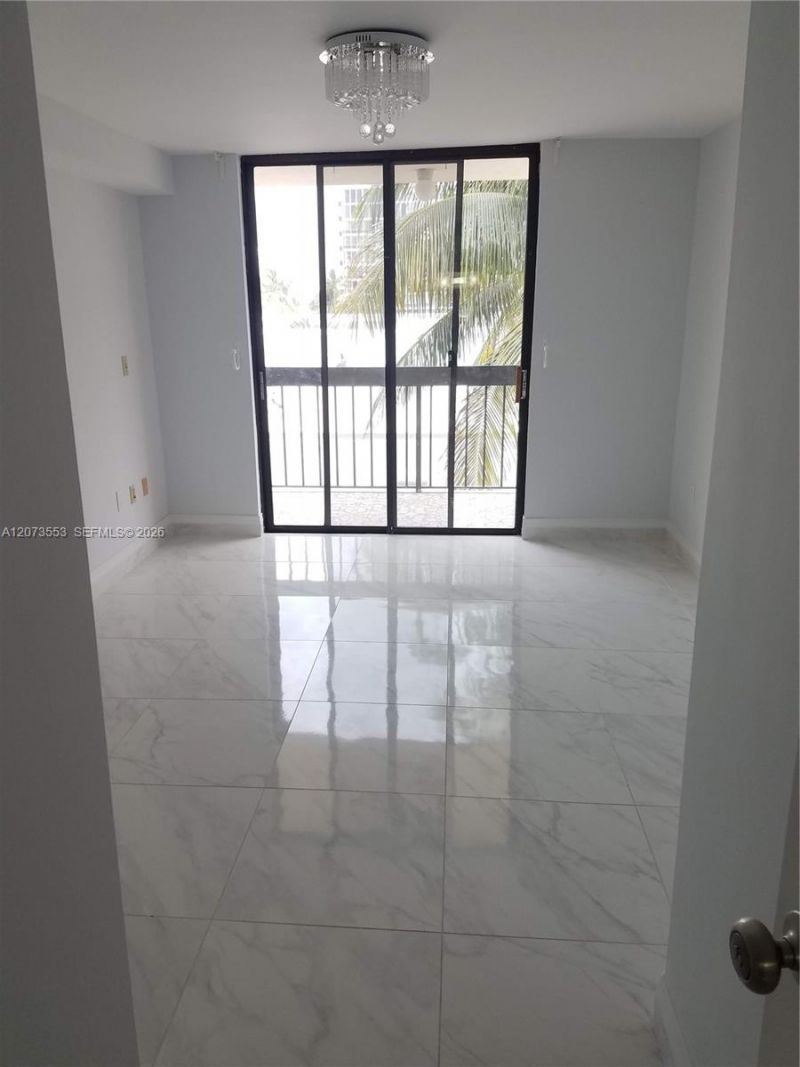 6937 Bay Dr , Unit 410, Miami Beach, FL 33141 Photo