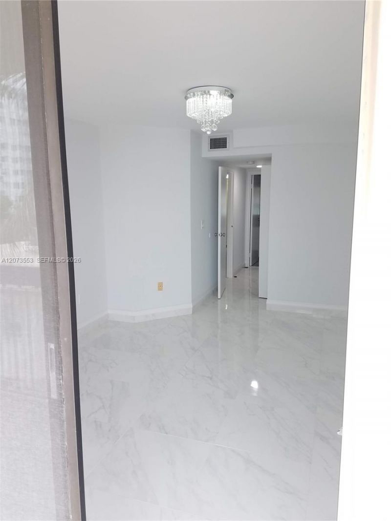 6937 Bay Dr , Unit 410, Miami Beach, FL 33141 Photo