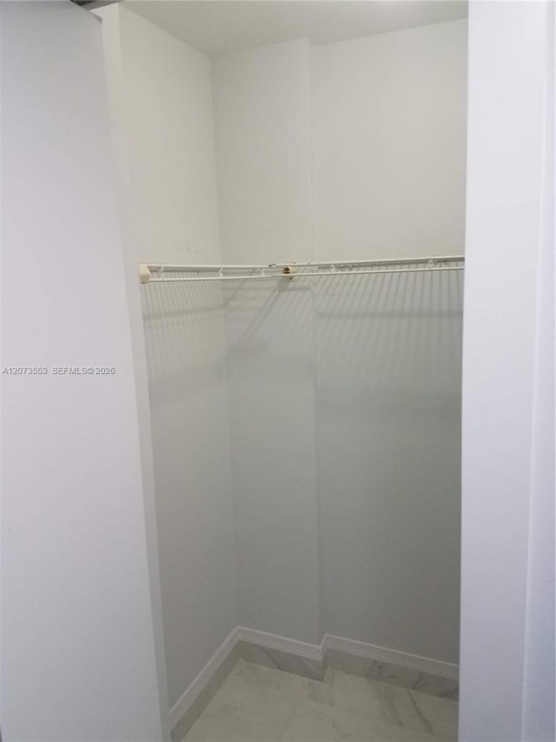 6937 Bay Dr , Unit 410, Miami Beach, FL 33141 Photo